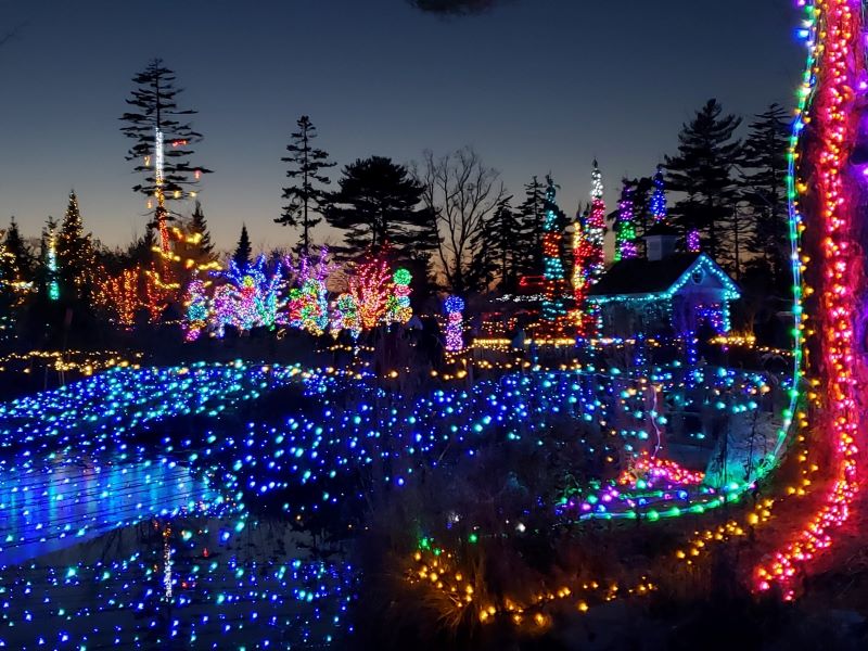 Gardens Aglow & Boothbay Harbor
